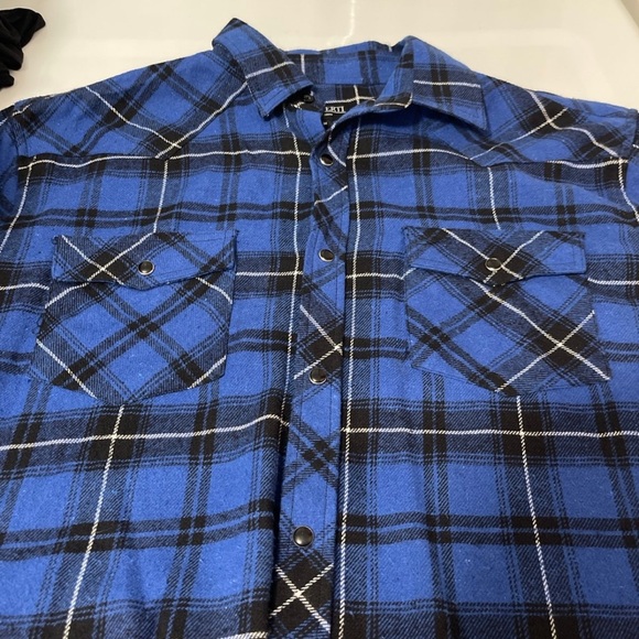 Pearl Snap Flannel Men’s Size Medium - Picture 1 of 5
